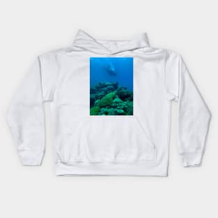 Coral reef and scuba diver Kids Hoodie